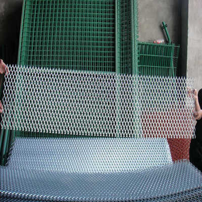 100刀菱形網(wǎng)廠家批發(fā)|不銹鋼鋼板網(wǎng)加工廠家|噴漆鋼板網(wǎng)庫(kù)存圖片|100刀菱形網(wǎng)廠家批發(fā)|不銹鋼鋼板網(wǎng)加工廠家|噴漆鋼板網(wǎng)庫(kù)存產(chǎn)品圖片由安平縣航鷹絲網(wǎng)制品公司生產(chǎn)提供-