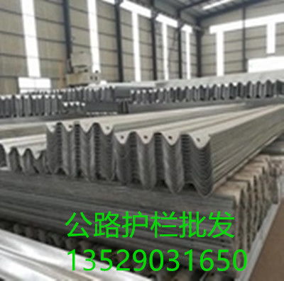 【山東鍍鋅鋼板網(wǎng)廠(chǎng)昆明銷(xiāo)售點(diǎn)】-